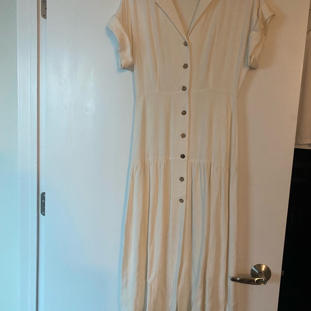 Topshop off white size 6 maxi dress
